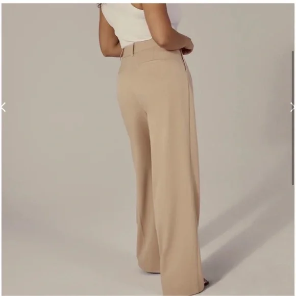New favorite daughter the favorite pant in beige 14 - Picture 3 of 12